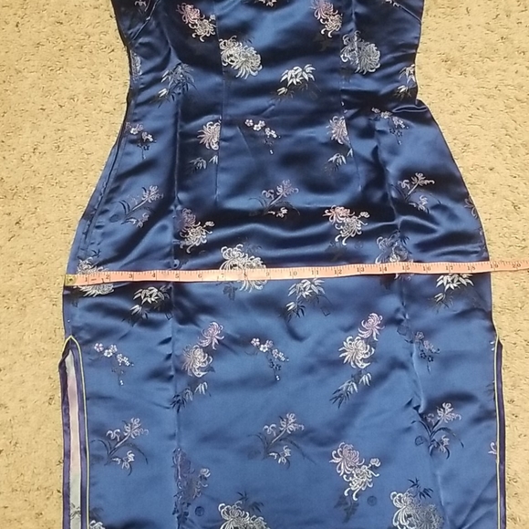 Qipao Chinese Dress - Picture 6 of 16